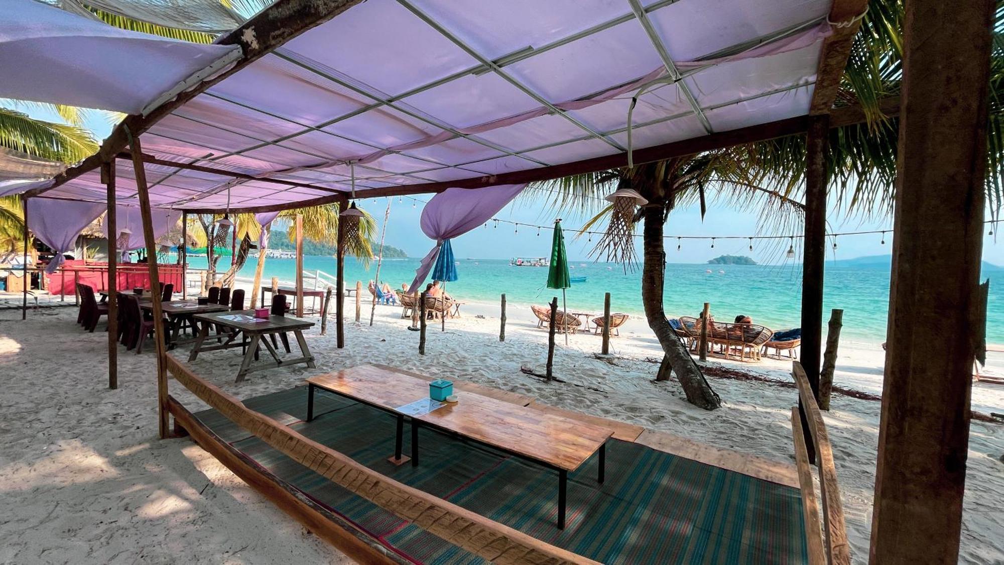 Koh Rong Beach Hostel And Bungalows Kaoh Touch Exterior photo